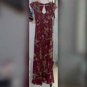 Macy’s - Burgundy Floral Maxi Slit Dress Size 1